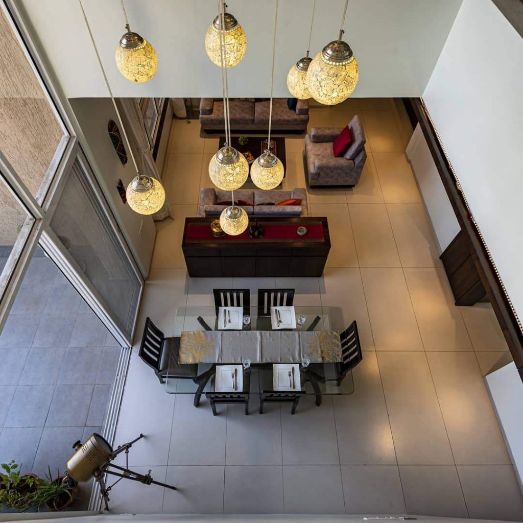 Dining Room – Table