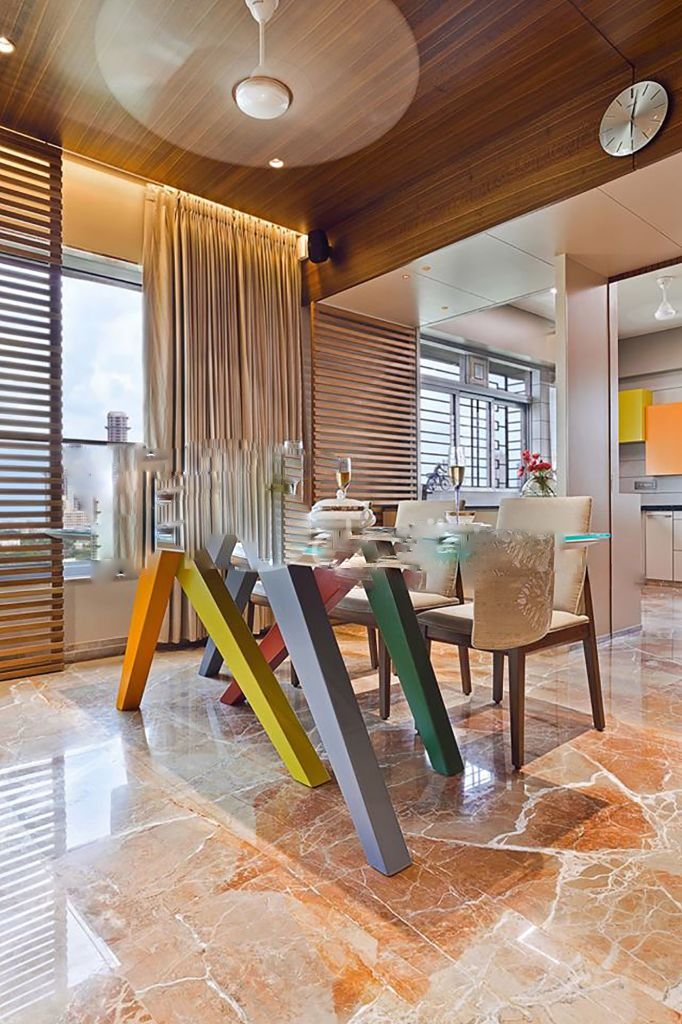 Dining Room – Table