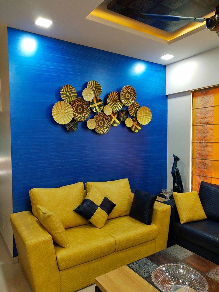 Sofa – Center Table