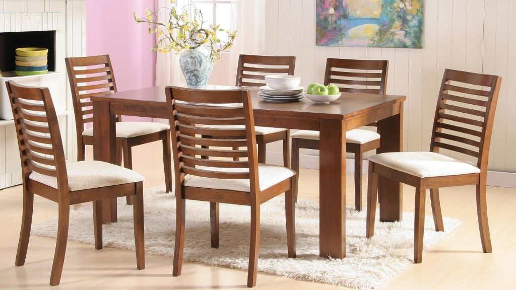 Dining Room – Table