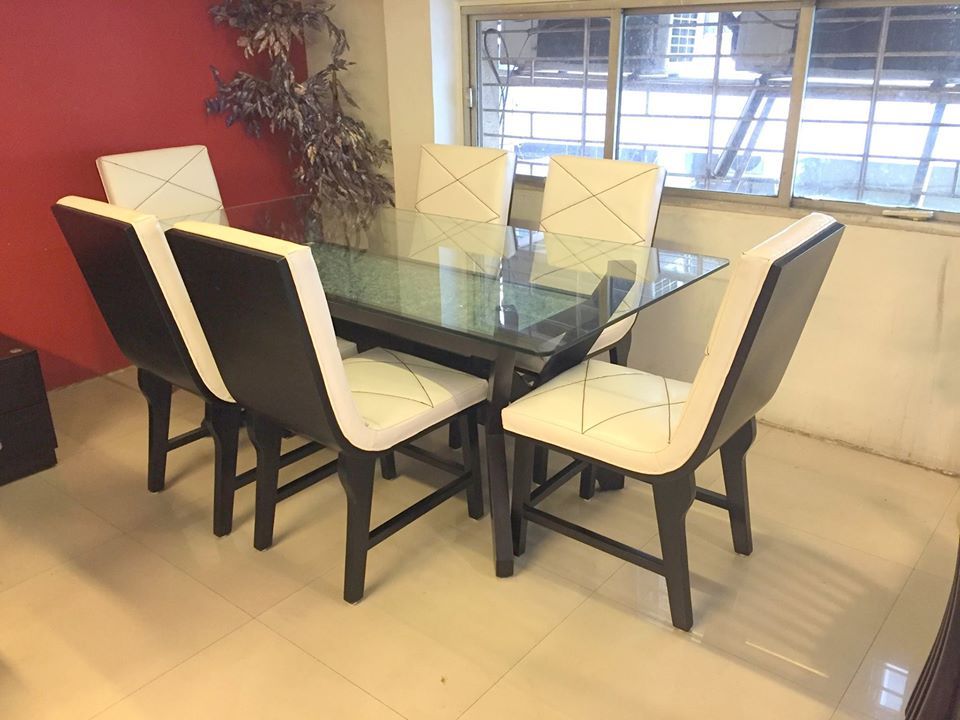 Dining Room – Table