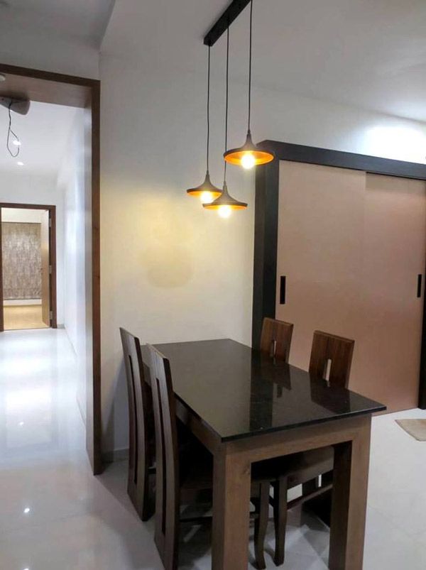 Dining Room – Table