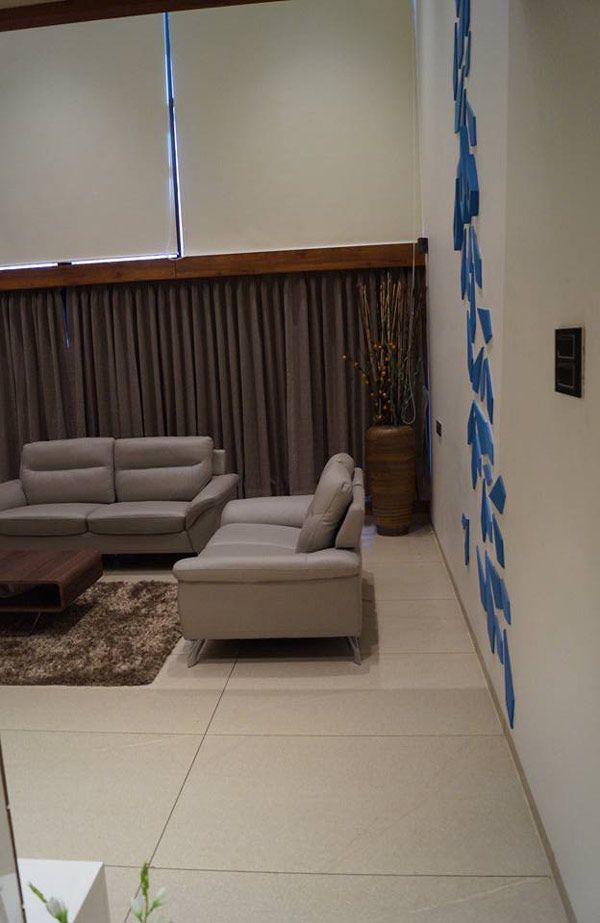 Sofa – Center Table