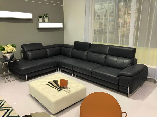 Sofa – Center Table