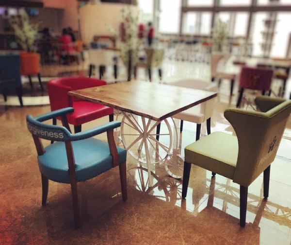 Dining Room – Table