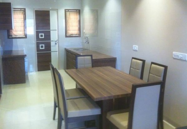 Dining Room – Table