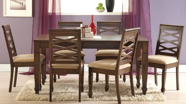 Dining Room – Table