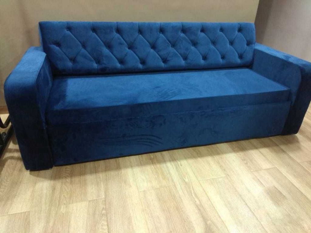 Sofa – Center Table