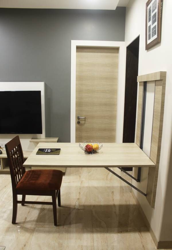 Dining Room – Table