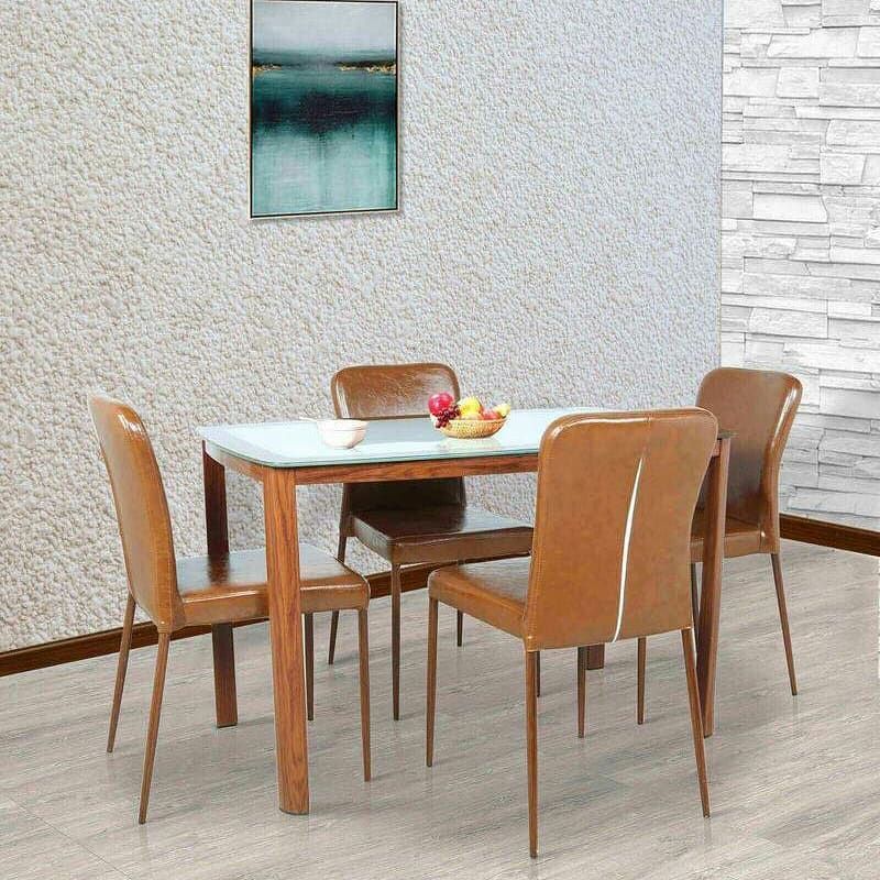 Dining Room – Table