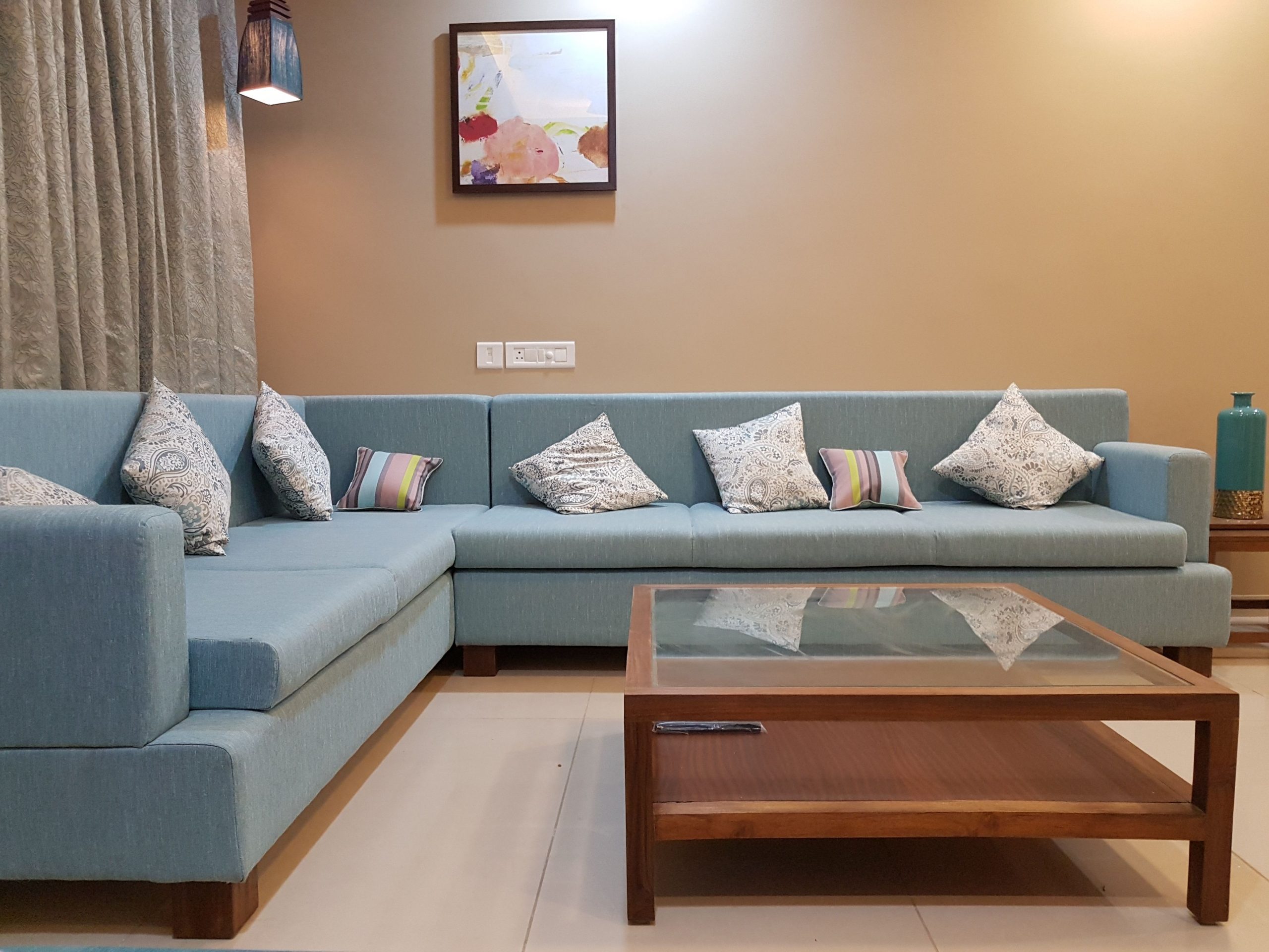 Sofa – Center Table