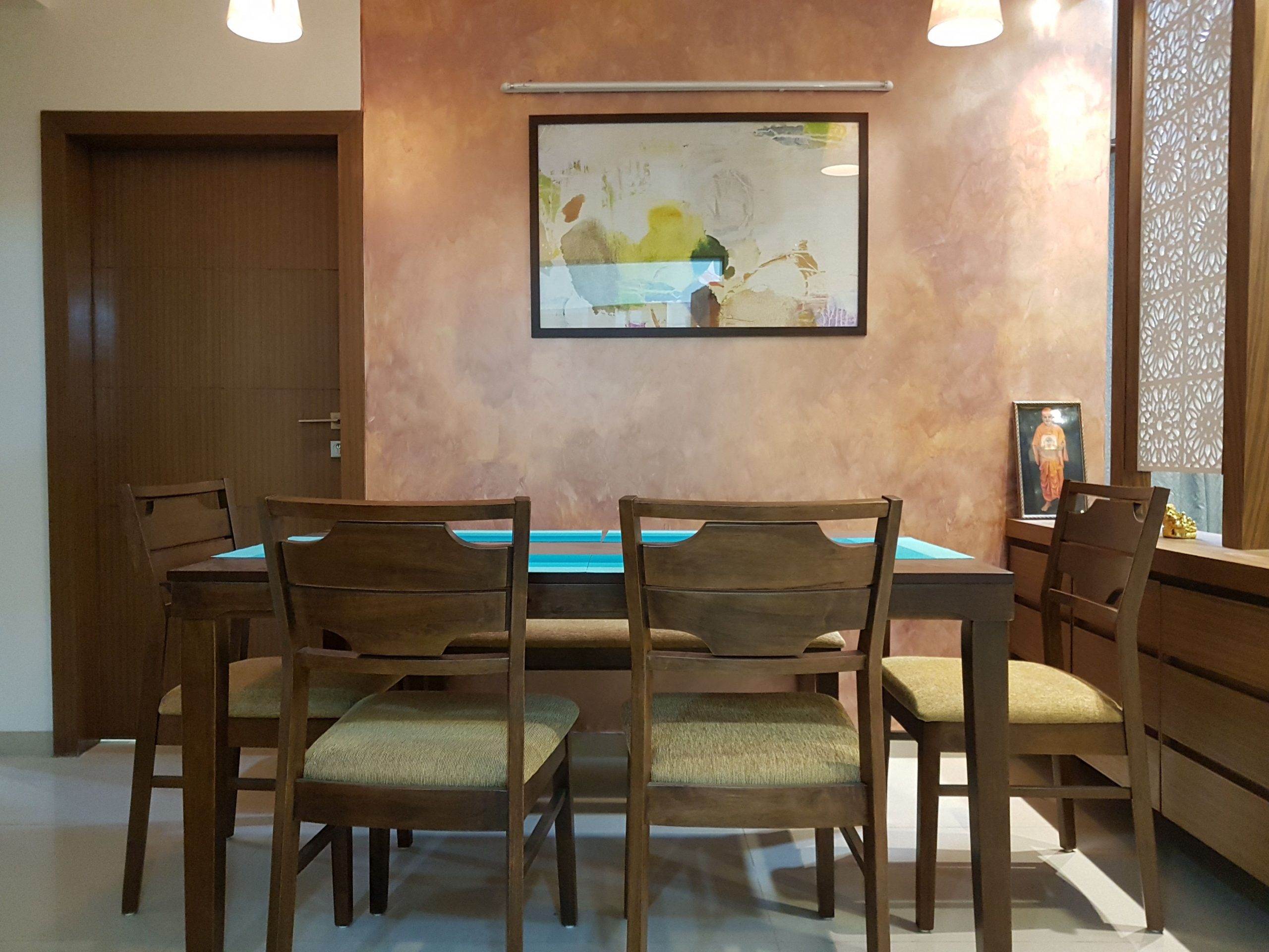 Dining Room – Table