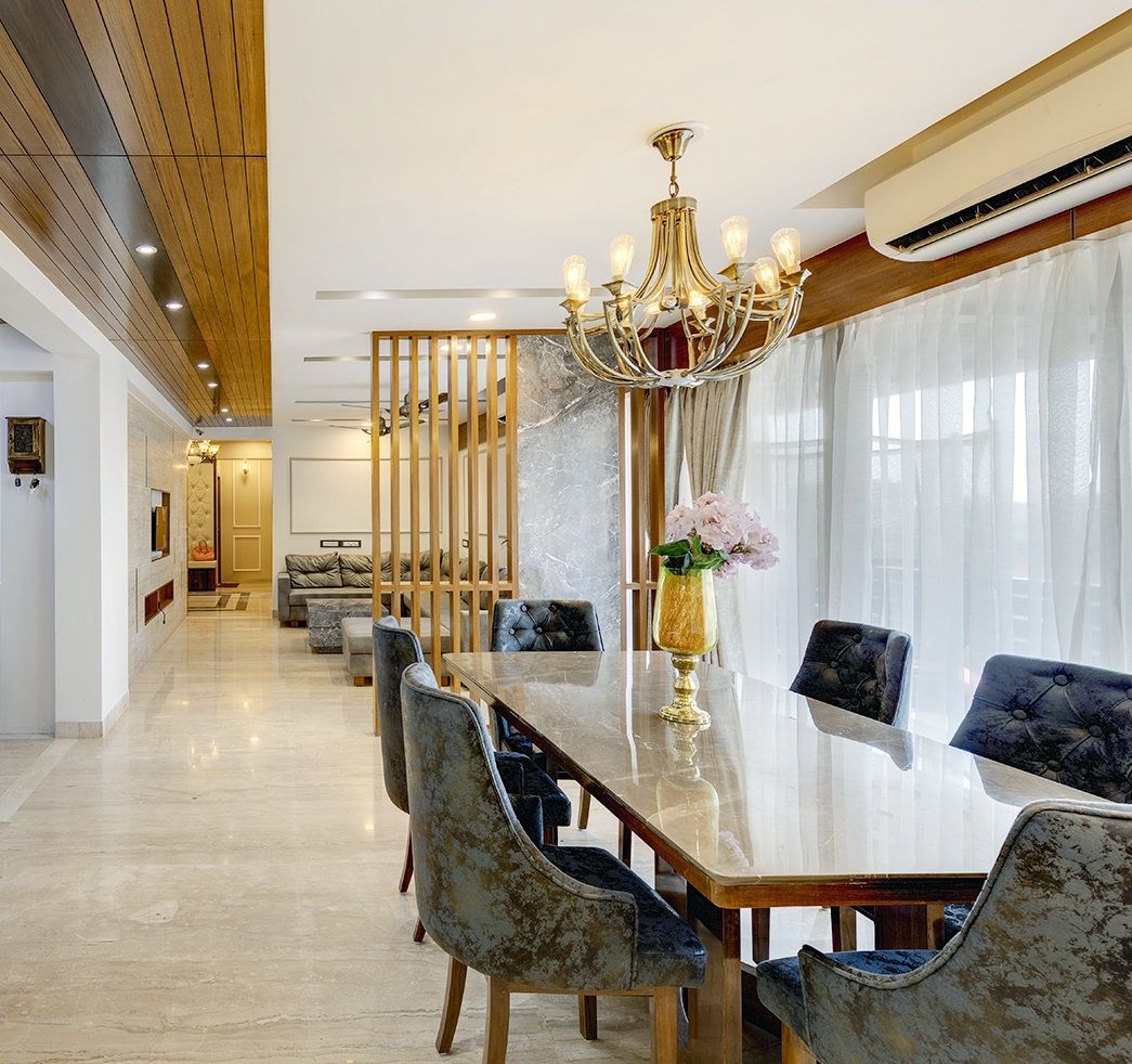 Dining Room – Table