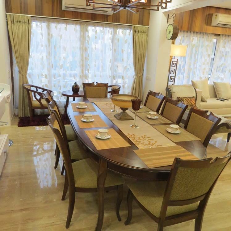 Dining Room – Table