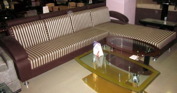 Sofa – Center Table