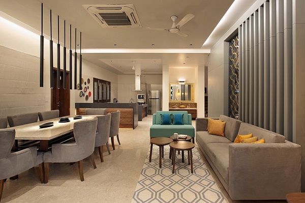 Dining Room – Table