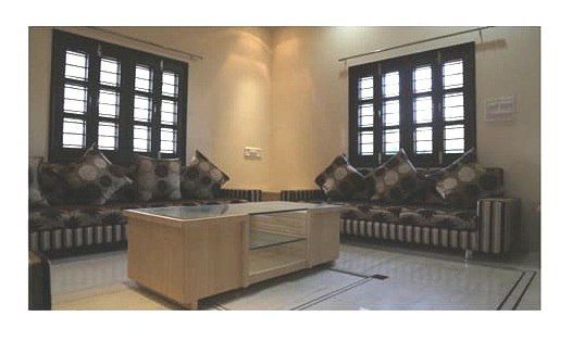 Sofa – Center Table