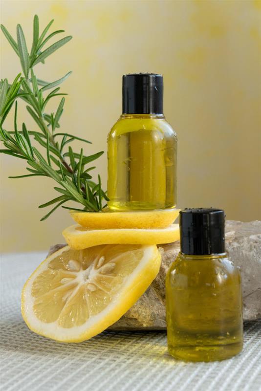 Natural Lemon Oil for fragrant bathroom