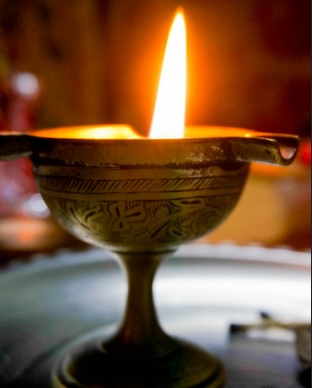 02 – Brass diya_E Brass diya_E