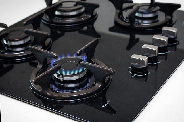 05 – Stove Stove