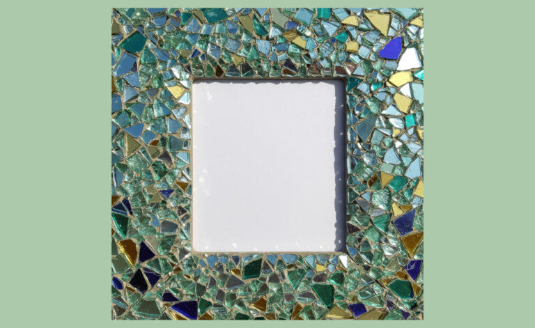 DIY Mosaic Mirror Frame