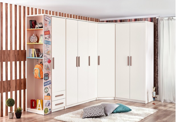 09 – Wooden Wardrobe Wardrobe