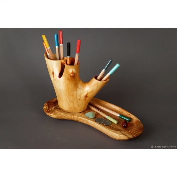 15 – Pen Holder Wooden Pen Holder