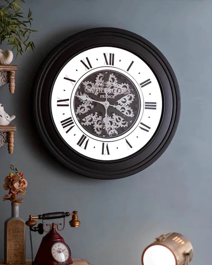 16 – Wall Clock Moving Gears Wall Clock