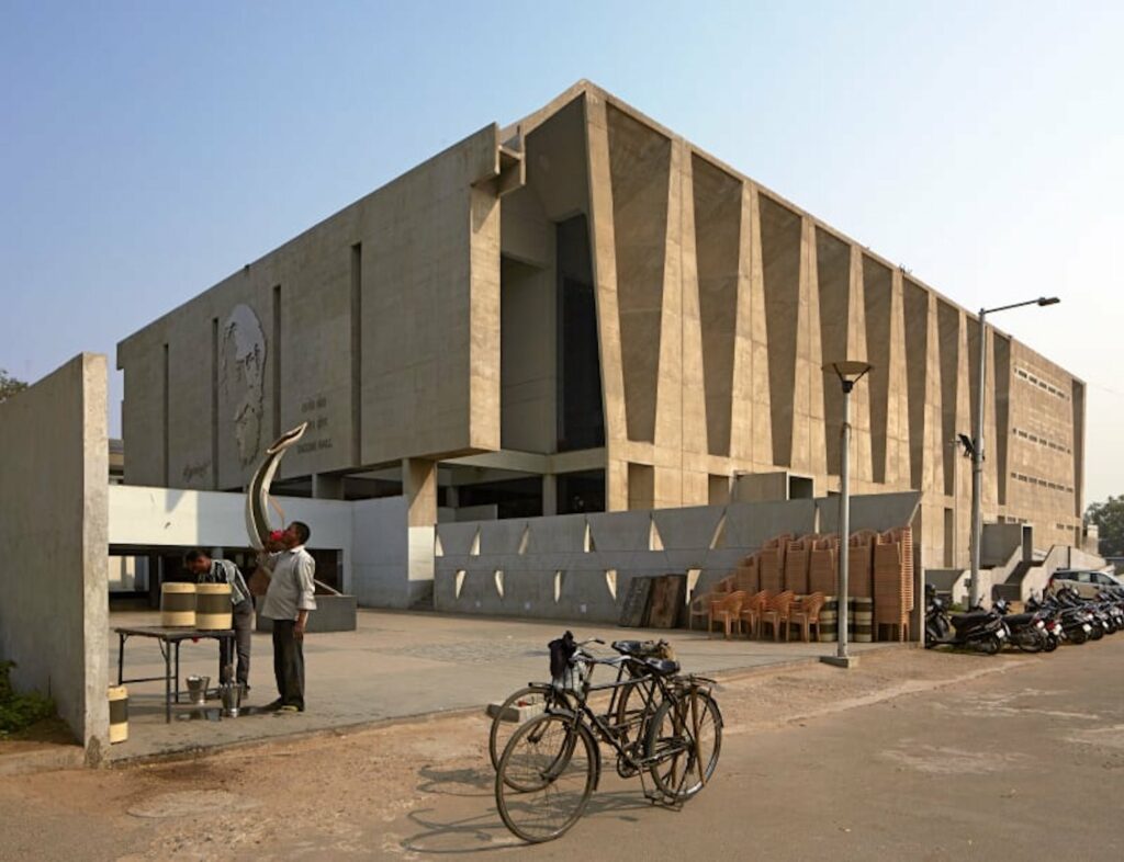 Tagore Memorial Hall designed by BV Doshi