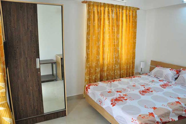 01 – Flat Curtain_E Flat Curtain_E