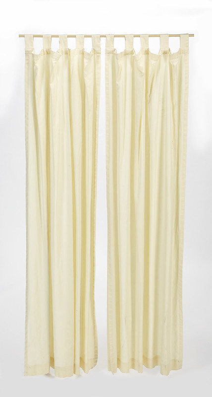Top Tab Curtain_UL