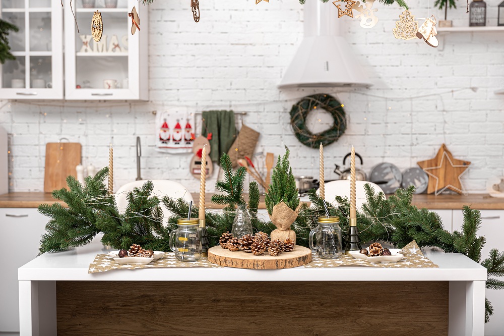 How to Create a Festive Atmosphere with Christmas Decorations