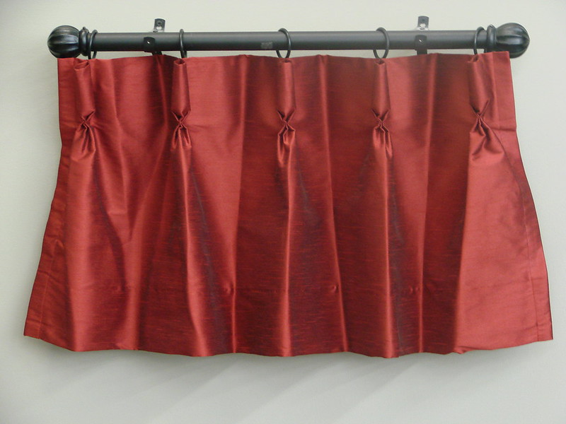 01 – Goblet Pleat Curtain_L Goblet Pleat Curtain_L