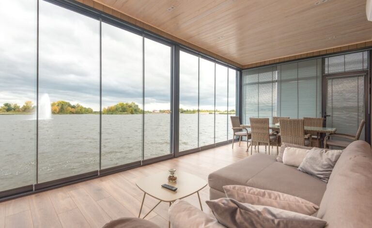 25 Best Airbnb around the World