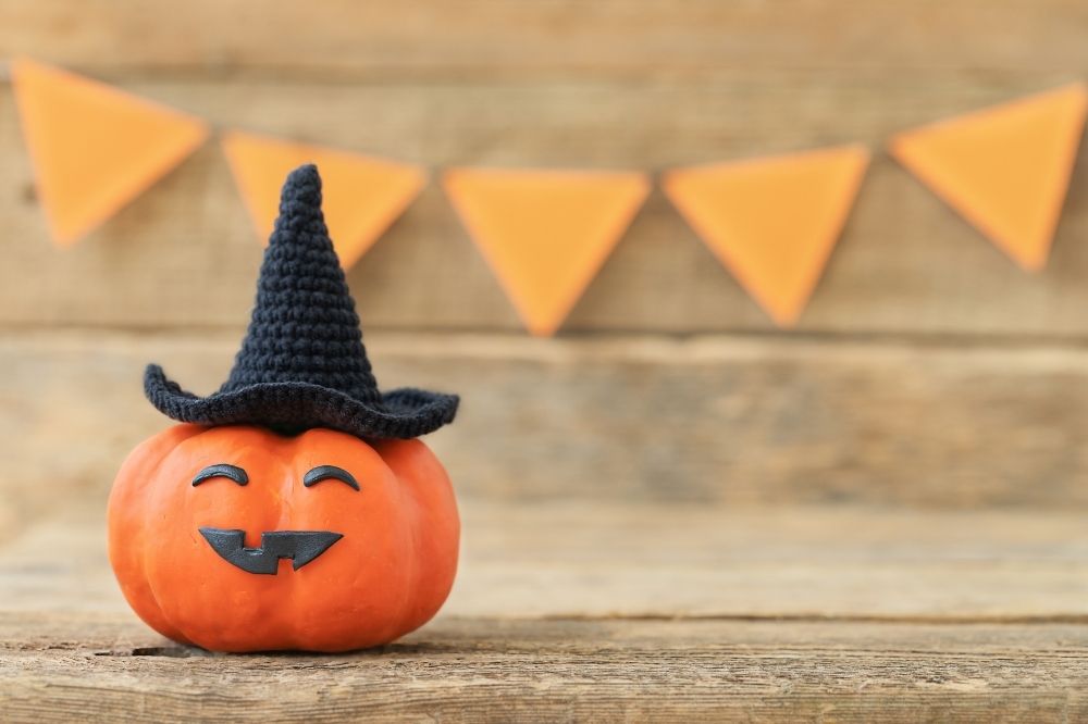 Black Theme for Halloween Party Decorations