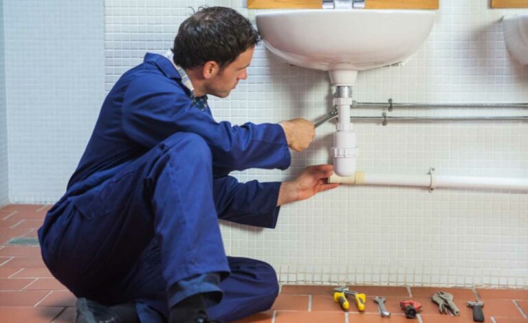Plumbing Considerations when Remodeling Bathroom