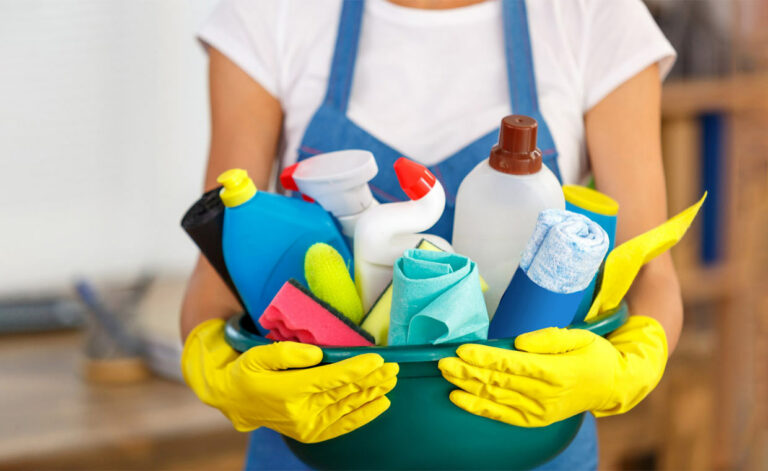 Differences Between Daily Cleaning and Deep Cleaning