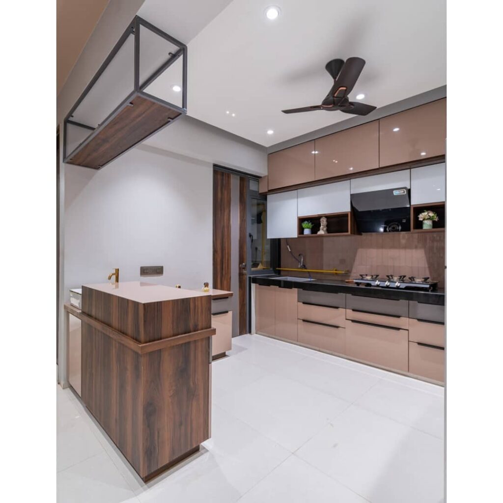 Modern Kitchen with a Clean Minimalist Design