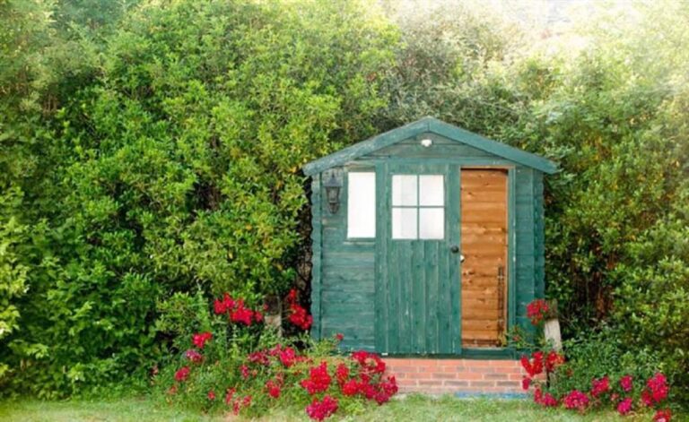 Garden Shed Construction