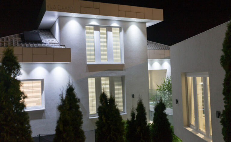 Outdoor Lights Boost Home Value