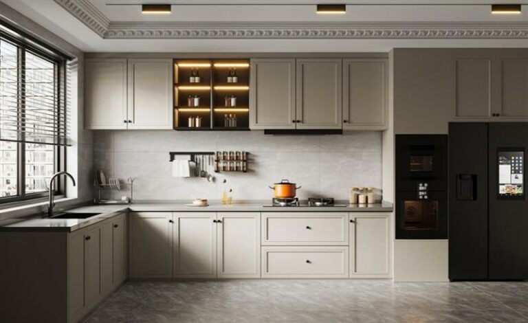 Choose Cabinets that Complement Your Appliances