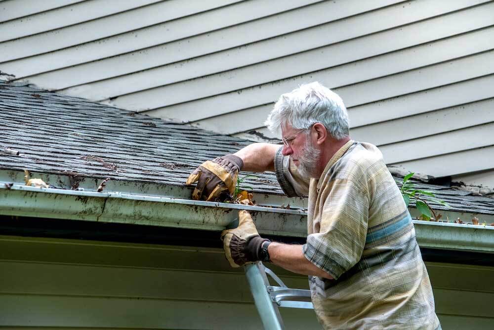 Cleaning Roof Gutters