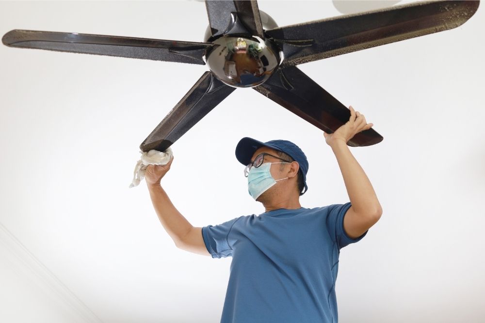 Cleaning Ceiling Fan Cleaning Ceiling Fan