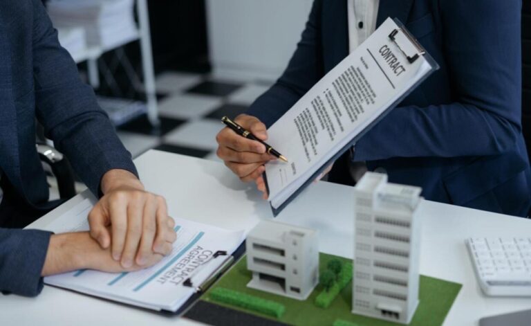 Types of Building Contracts in Construction Projects