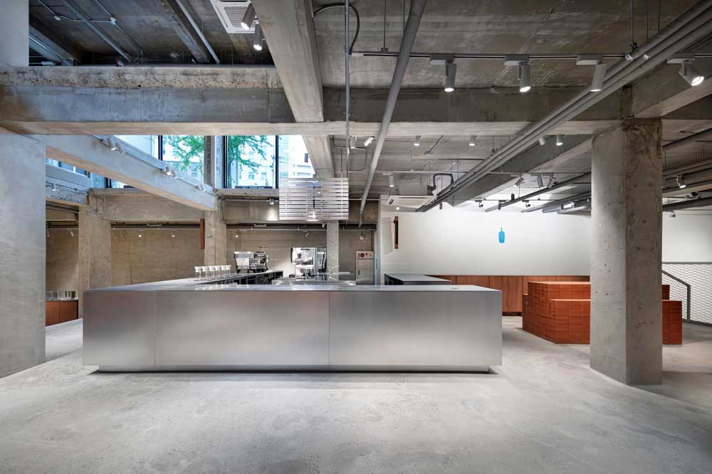 Use of Steel and Concrete in Kitchen Interior
