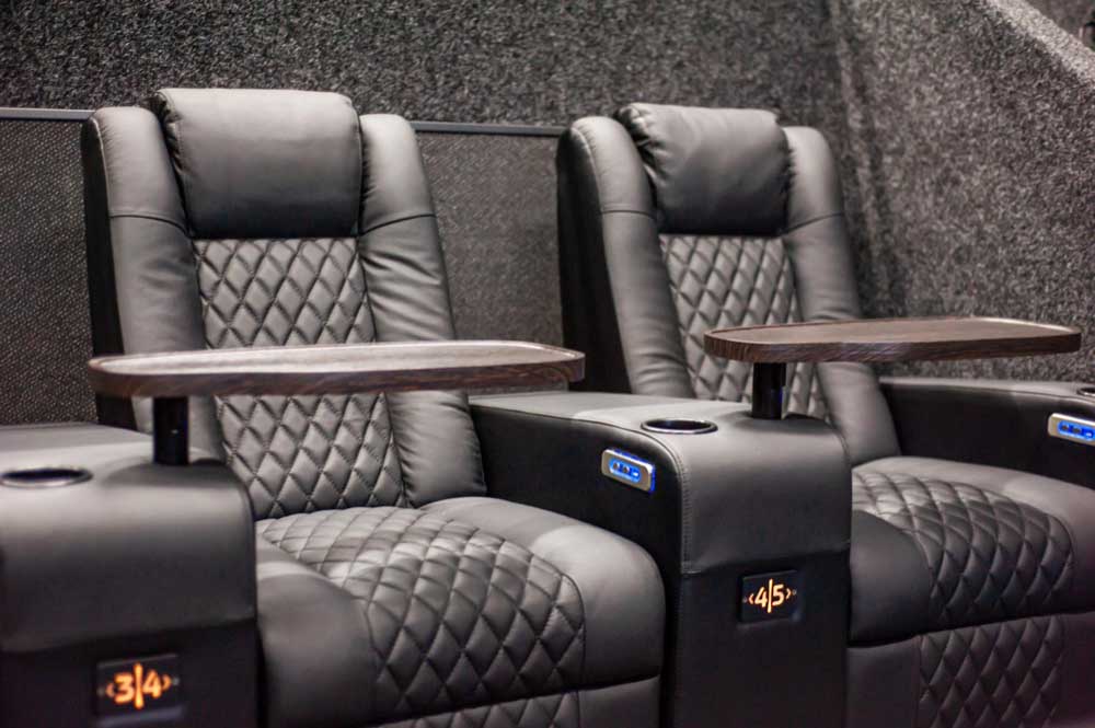 Choosing A Sofa for Home Theatre