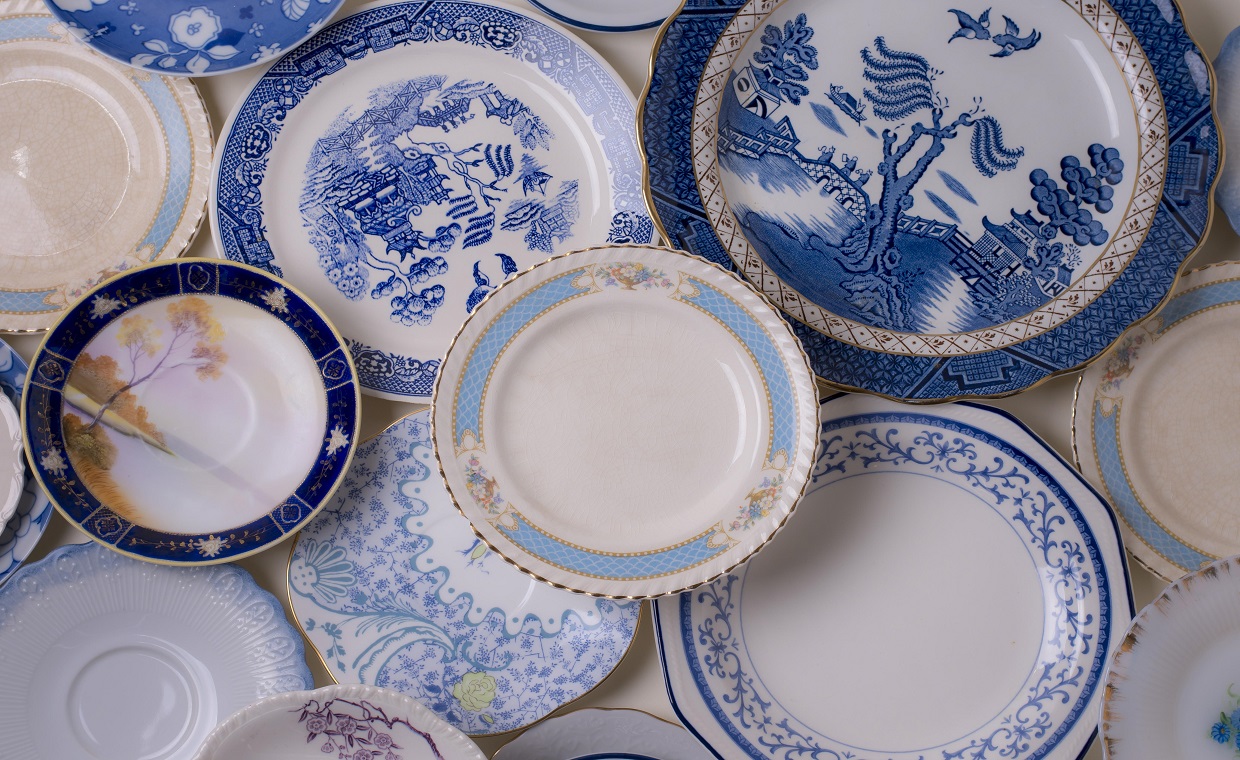 Bone China vs Ceramic