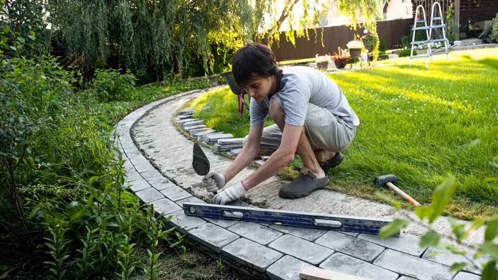Garden and DIY Outdoor Projects