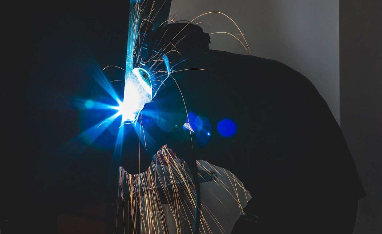 Vet a Welder for Home Repairs