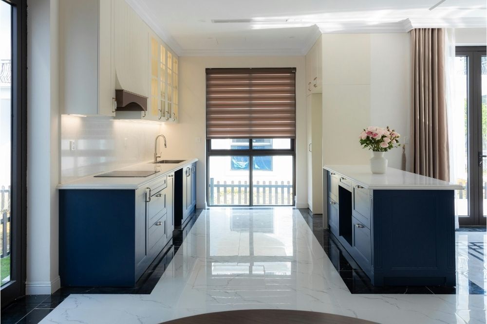 Window Placement in Custom House